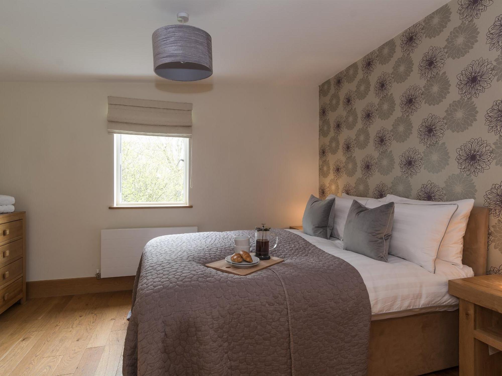 Coot Lodge Somerford Keynes Exterior photo